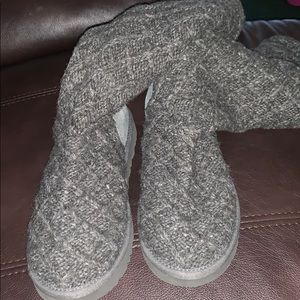 Uggs cable knit